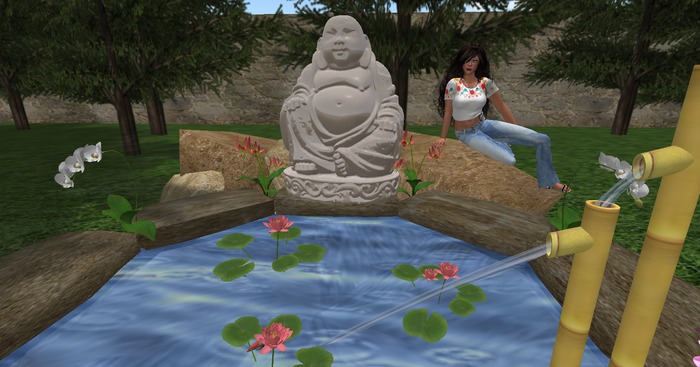 Sitting Buddha Large Fountain/Pond