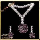 LW_ Box Pearls and Rose Jewelry Set - White Maroon