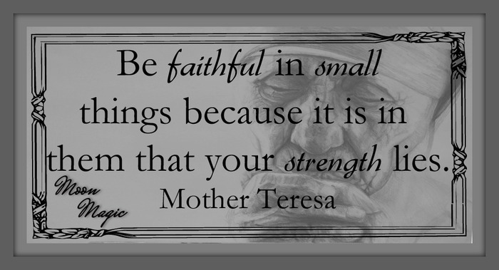 Moon Magic-Mother Teresa -boxed