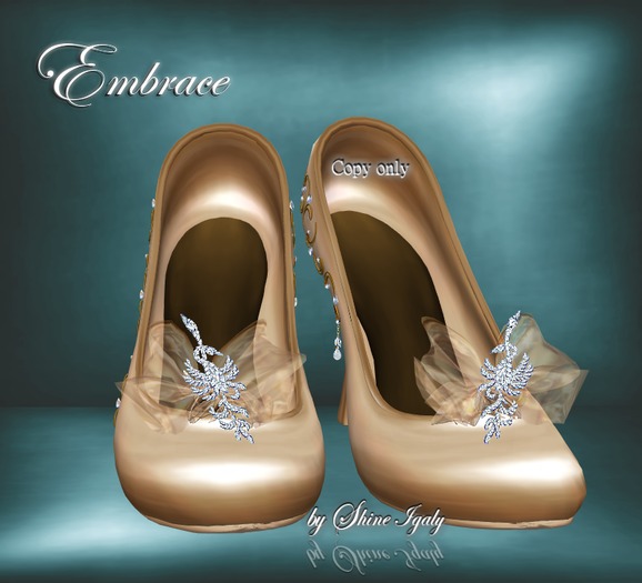 Embrace Champagne Gold Pumps