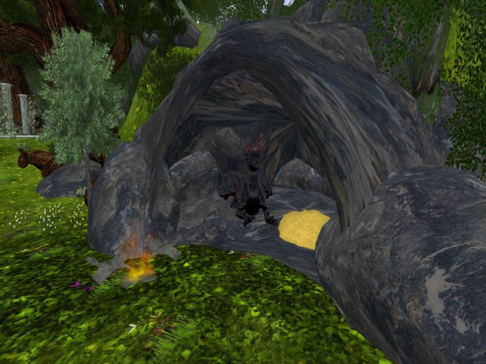 Large Dragon Cave (Nightshade)
