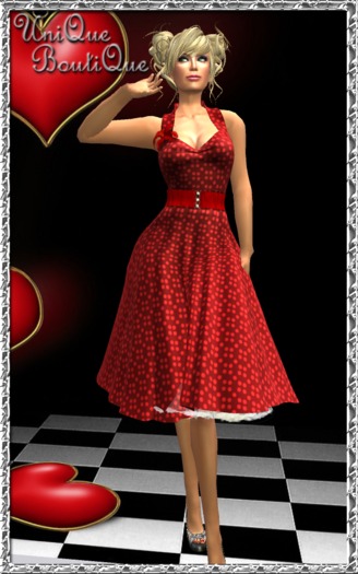 *UniQue*   Evelyn in Red