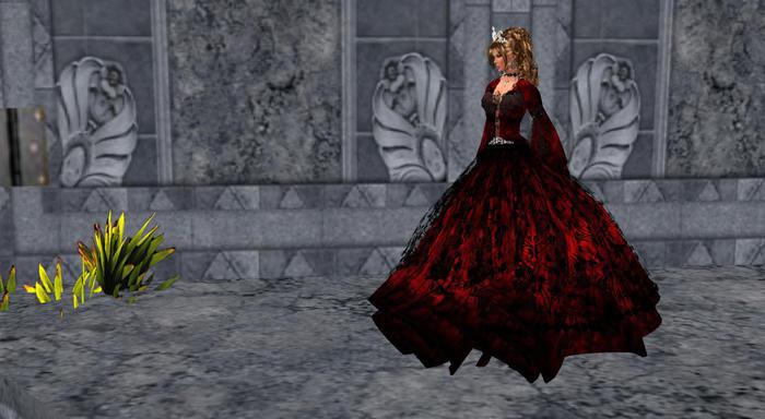 QUEEN GOTHIQUE DRESS
