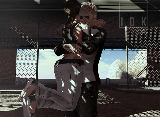 .::IDK::. Pose #18