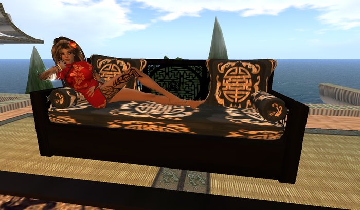 Zen sofa - Gold & Black silk