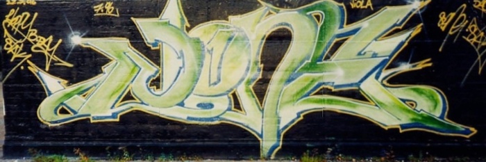 Fence Grafitti B & G Boxed