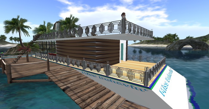 Ami's House and Party Boat
