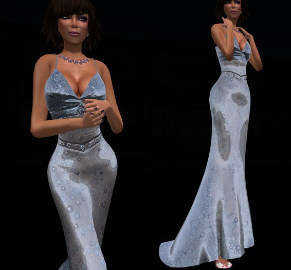 *Tear* fit mesh gown
