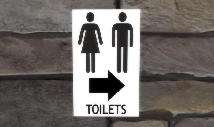 toilets_right_arrow