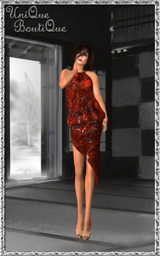 *UniQue* Isabella in Red