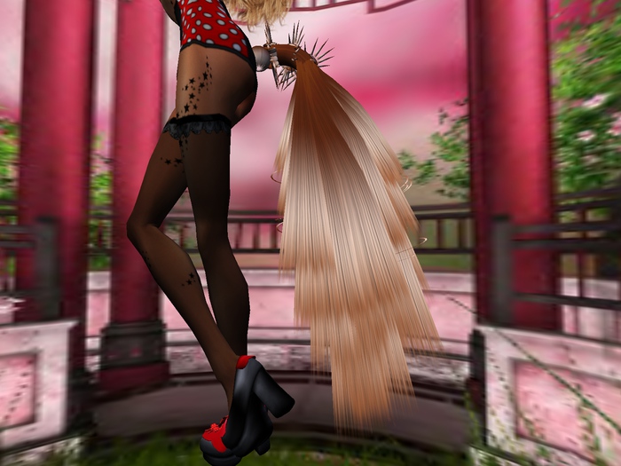 Ginger Cream Neko Tail