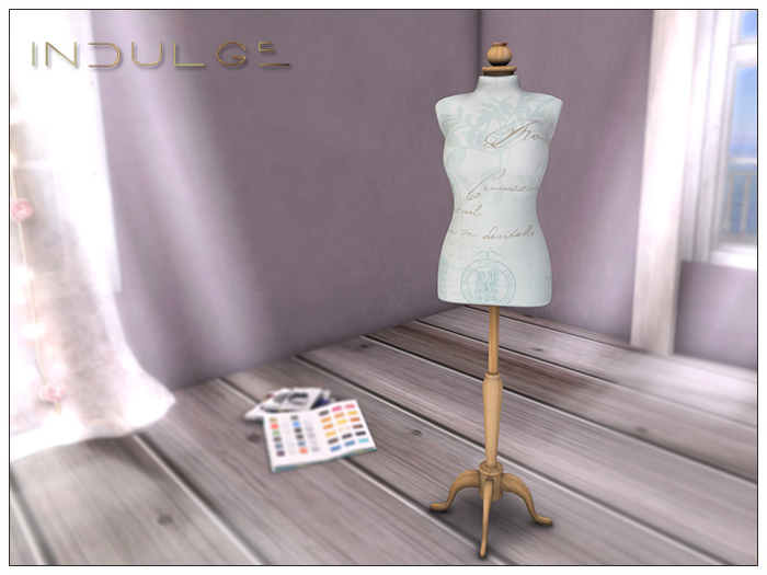 INDULGE Vintage Tailors Dummy-Blue