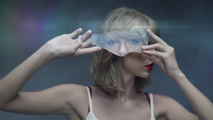 Taylor Swift - Style (Dancer) - BOXED