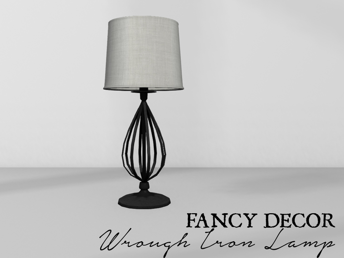 Fancy Decor: Wrought Iron Lamp