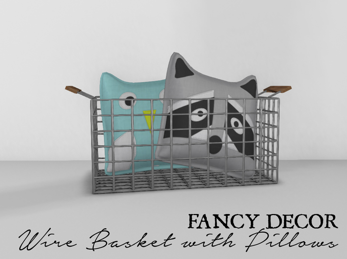 Fancy Decor: Wire Basket w/ Pillows