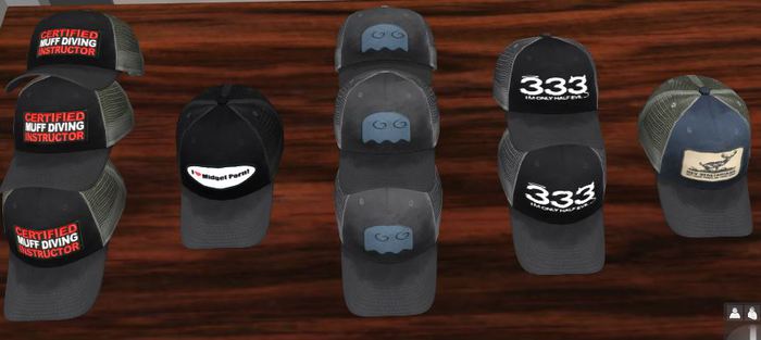 CuteBomb I <3 Bikinis Cap