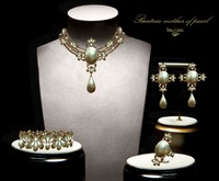Terra d'ombrA ☼ BEATRICE mother of pearl