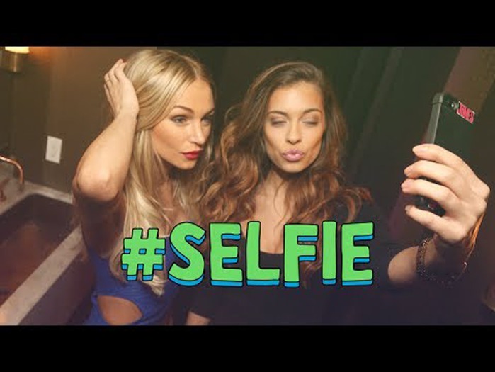 [oodles] Walker: #SELFIE – Chainsmokers Walk-Triggered Music