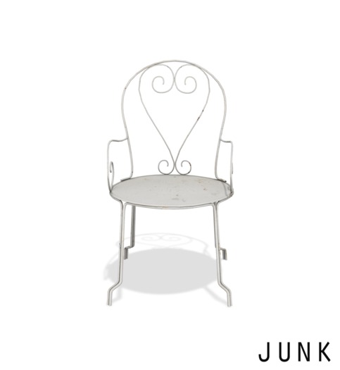 junk. winter love garden chair.