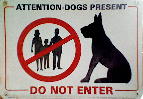 Dogs Present sign