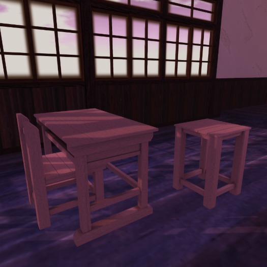 Toan - Old School Desk