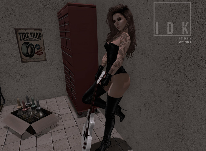 .::IDK::. Pose #113