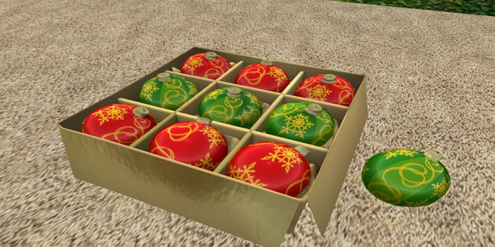 **Q** Xmas Ball Decorations Boxed