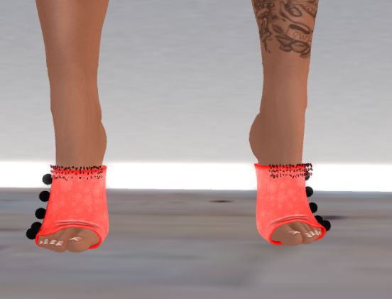 .K-Otic. Snowy Sockie Red Boxed