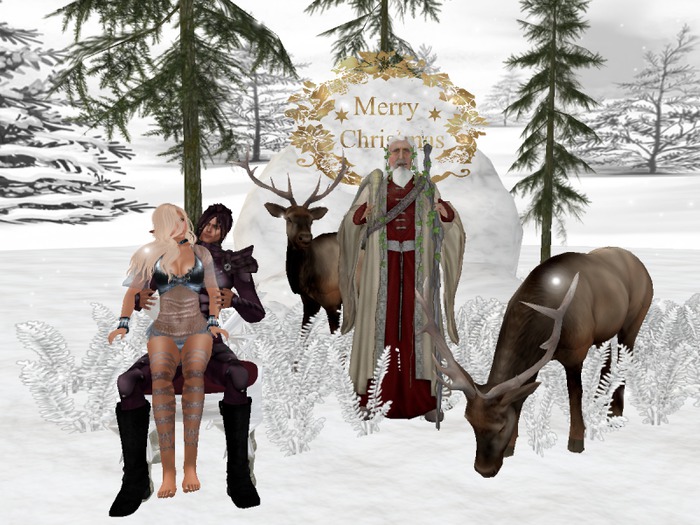 *Xtal* YuleTide Pose Scene