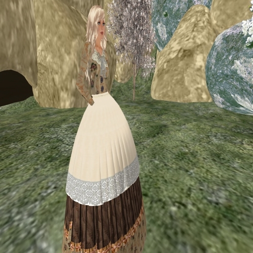 Shabby Chic Creamy Apron with Lace fits Poofy Dresses