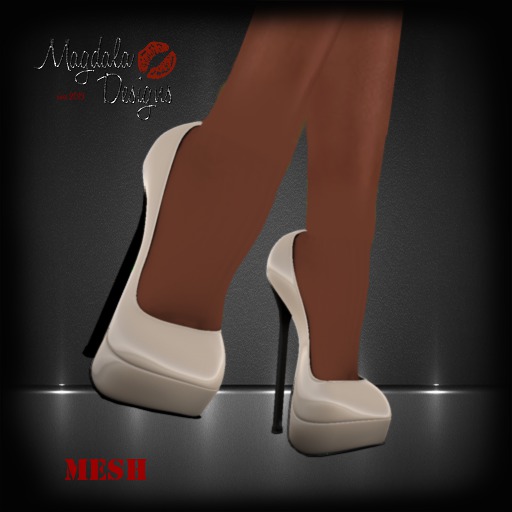 *MD* London Nude Pumps