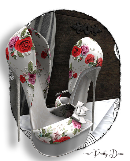 .::Pretty Demo::.Paris Red Roses - Slink and Maitreya Resizer
