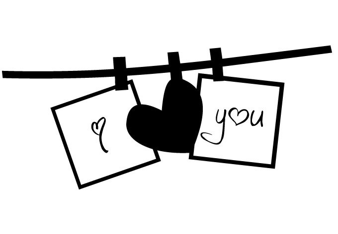 {Q-Essentials} Love on a Clothesline Wall Decal
