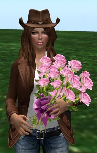 Pink Rose Bouquet Gift Box