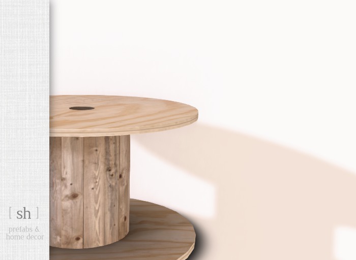 [sh] Round Plywood Table
