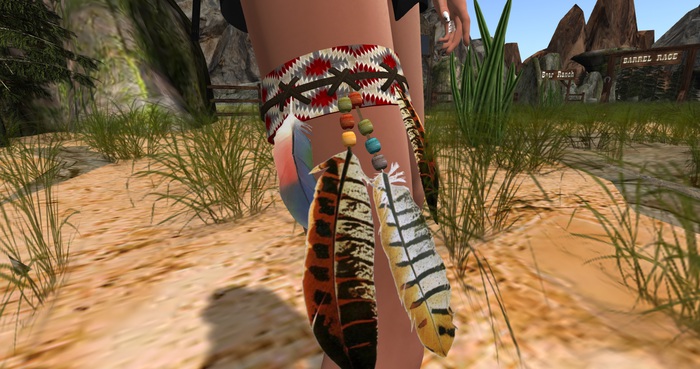 >VAL< *Native Feathers Garter  R Leg (ADD)