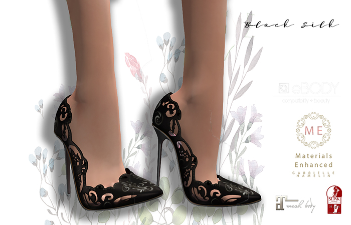 .::Pretty Things::. Black Silk Pumps