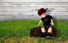 Jus Waitin Around Pose TD BOXED