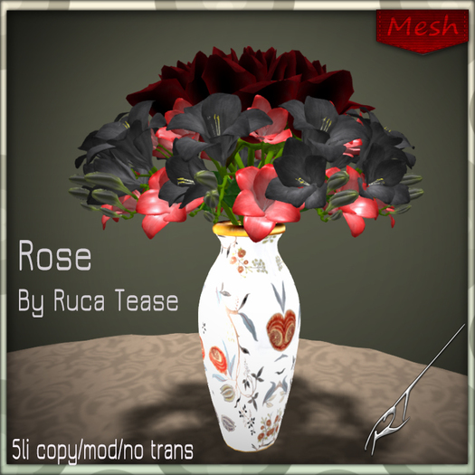 Single vase with roses