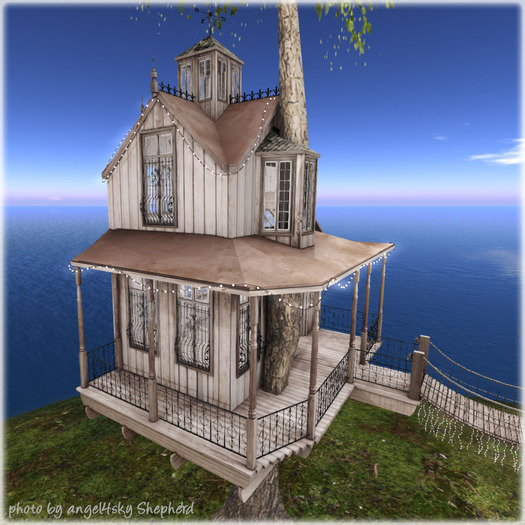 dust bunny . auburn treehouse . boxed . RARE