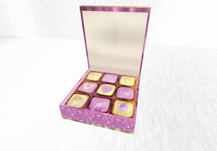 Divivity Strawberry & Lemon Heart Minicakes