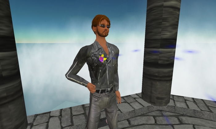 Sculpted, Squirting, Lapel FLower