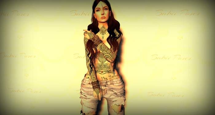 .Babii Poses. Bessie