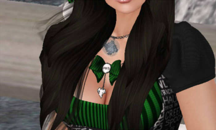 -=FORSAKEN=- Spooky Cameo Necklace Skull - GREEN