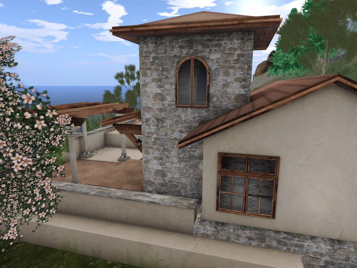 RENTAL: Italian Villa Hillside with pool- <500Lpw - 7015