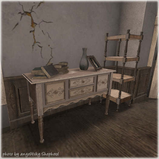 11.-DRD- MM2 Shelving + small cabinet