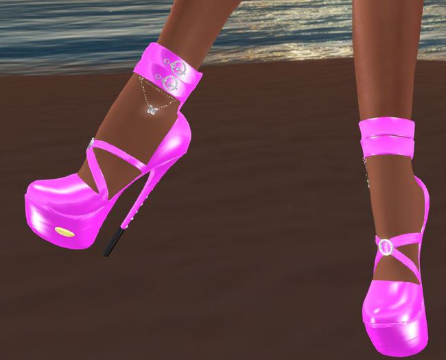 pumps w/diamond ring pink
