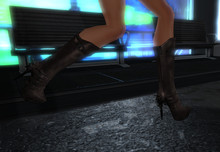 P074 Trespass boots brown