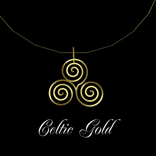 DD Triskele Necklace