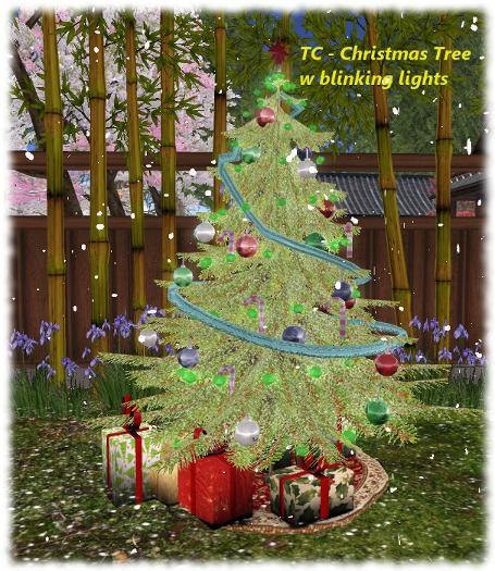 TC - Christmas Tree w blinking lights snow